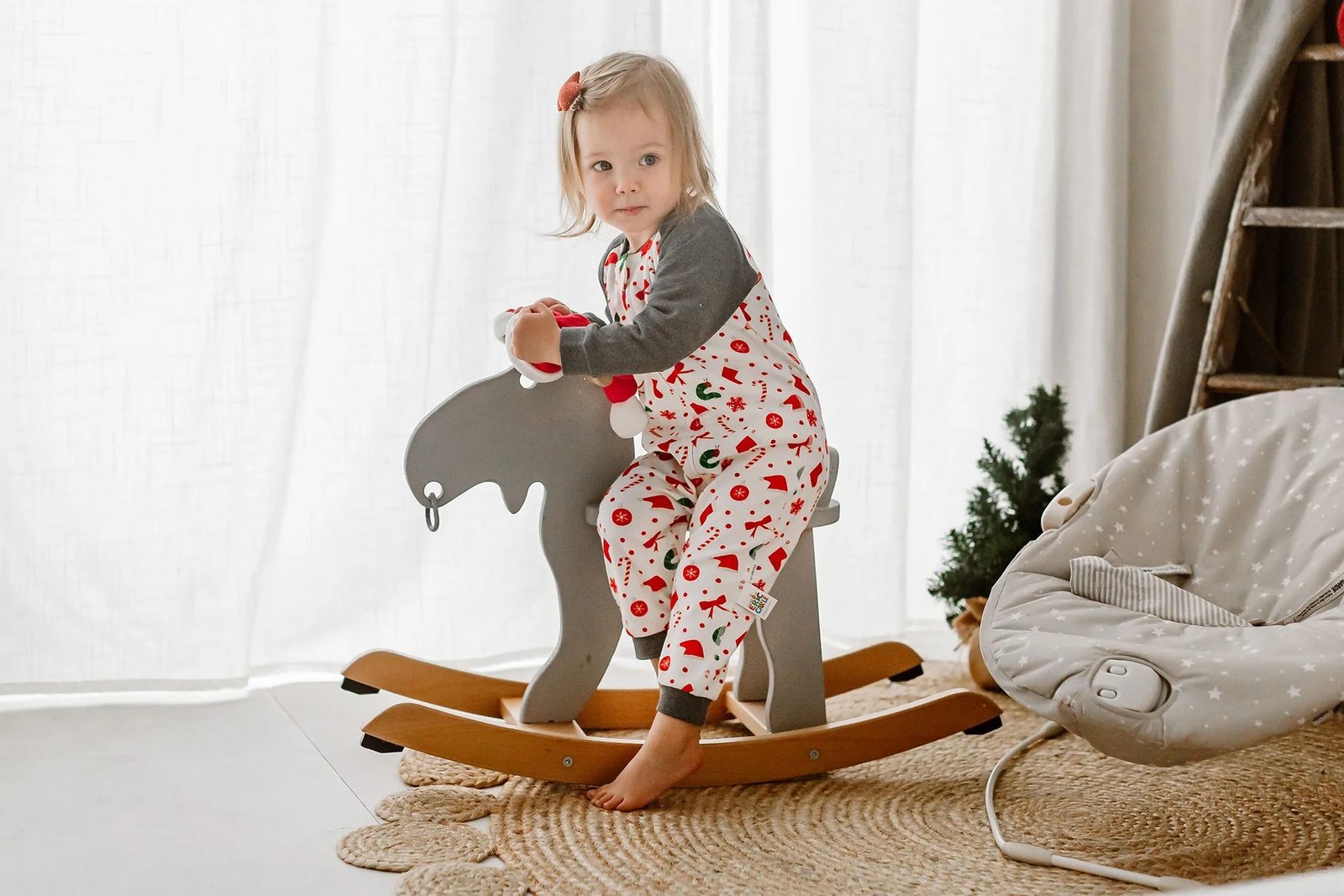 478A9192 Organic Cotton Footless Sleeper - Eric Carle Candy Cane Lane - Image 2