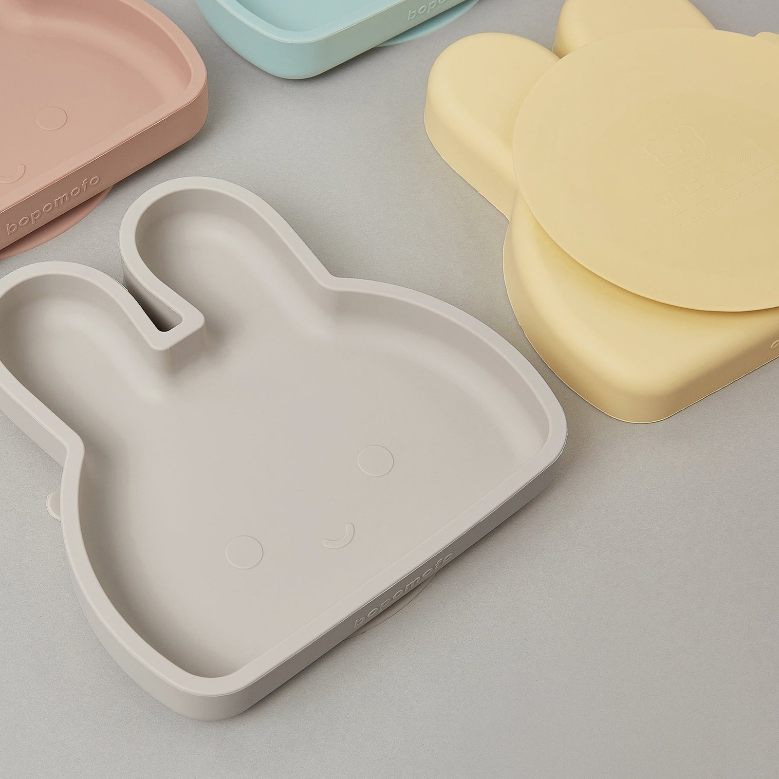 Gbunny-Pbunny-Ybunny-BunnySiliconePlate-3 Bunny Silicon Plate - Image 2