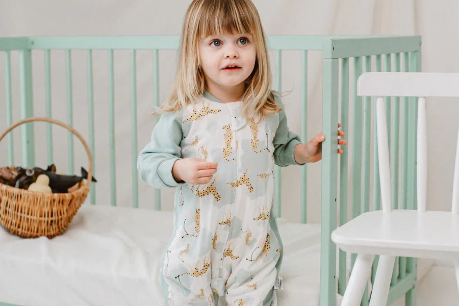 ND23F114U08CHP_L5_900x_2603a301-6f81-44fb-947f-594091cdec71 Raglan Bamboo Long Sleeve Footed Sleep  Bag 2.5 TOG - Cheetah Party - Image 6