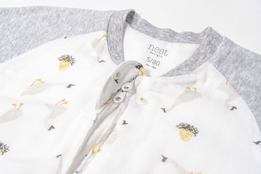 ND23S113U11GE_2_900x_2b10647a-ee5f-4097-99c5-8f7173195f89 Bamboo Long Sleeve Footed Sleep Bag 1.0 TOG - The Goose & The Golden Egg - Image 3