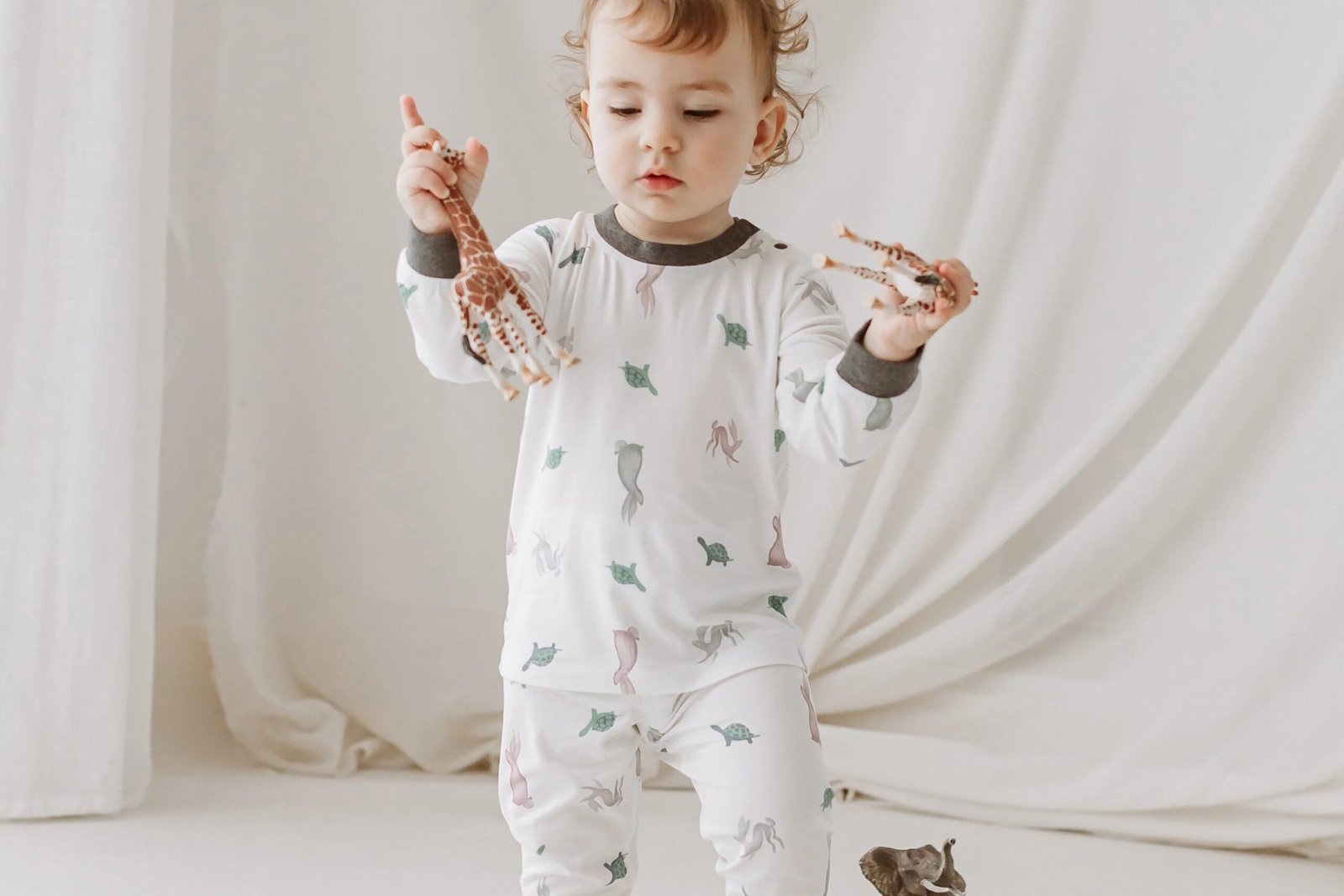 ND23S231U01TH_L2 Bamboo Two-Piece Long Sleeve PJ Set - The Tortoise & The Hare - Image 2