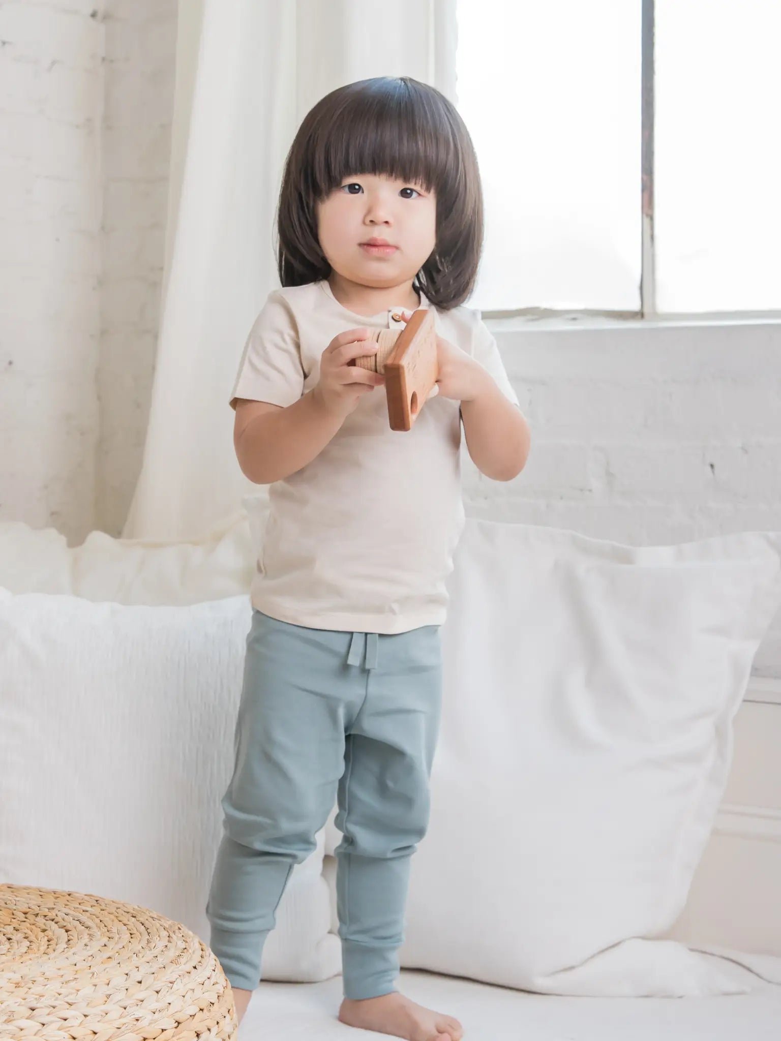 f80f3382c9aef7ebd2a25f3550f79cf5392f8fefb4c344abe5ff6833de0f3efc Cruz Joggers - Tide - Image 2