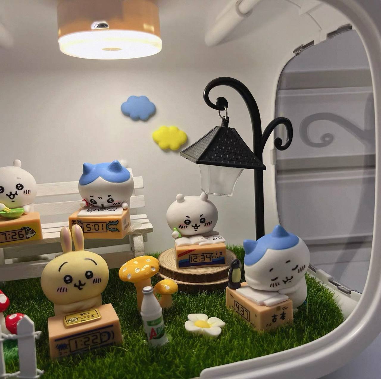 photo_2025-10-30_23-40-22 (2) Chiikawa small eight Jikawa Usachi creative lamp - Image 2